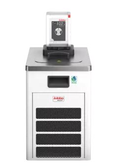 Julabo CORIO CP-800F keringtető hűtő-fűtő termosztát természetes hűtőközeggel