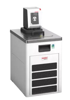 Julabo CORIO CP-800F keringtető hűtő-fűtő termosztát természetes hűtőközeggel