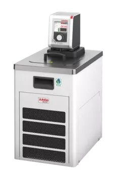 Julabo DYNEO DD-800F keringtető hűtő-fűtő termosztát természetes hűtőközeggel