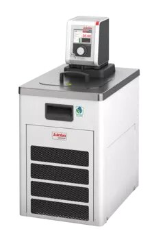 Julabo DYNEO DD-1200F keringtető hűtő-fűtő termosztát természetes hűtőközeggel