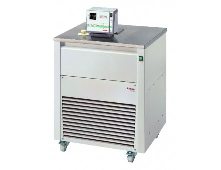 Julabo FP55-SL Alacsony hőmérsékletű keringtető hűtő-fűtő termosztát +150 °C-ig kibővített hőfoktartománnyal
